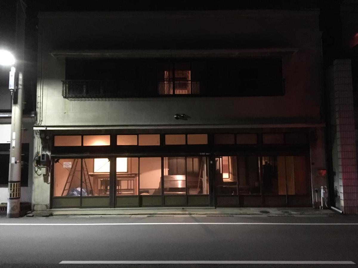 Bakushuku Den Guest House Brew Matsuyama  Exterior foto